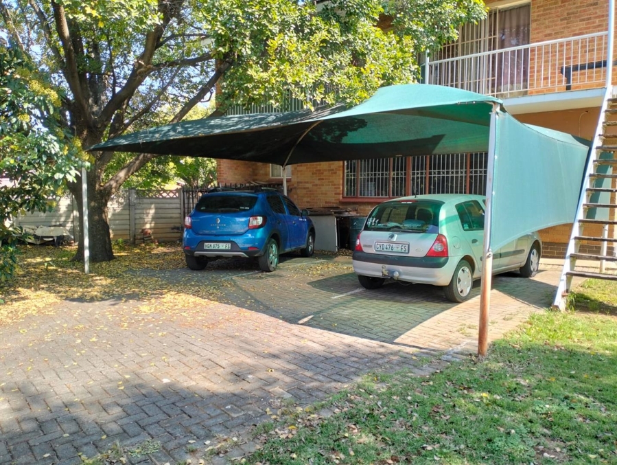 9 Bedroom Property for Sale in Bayswater Free State
